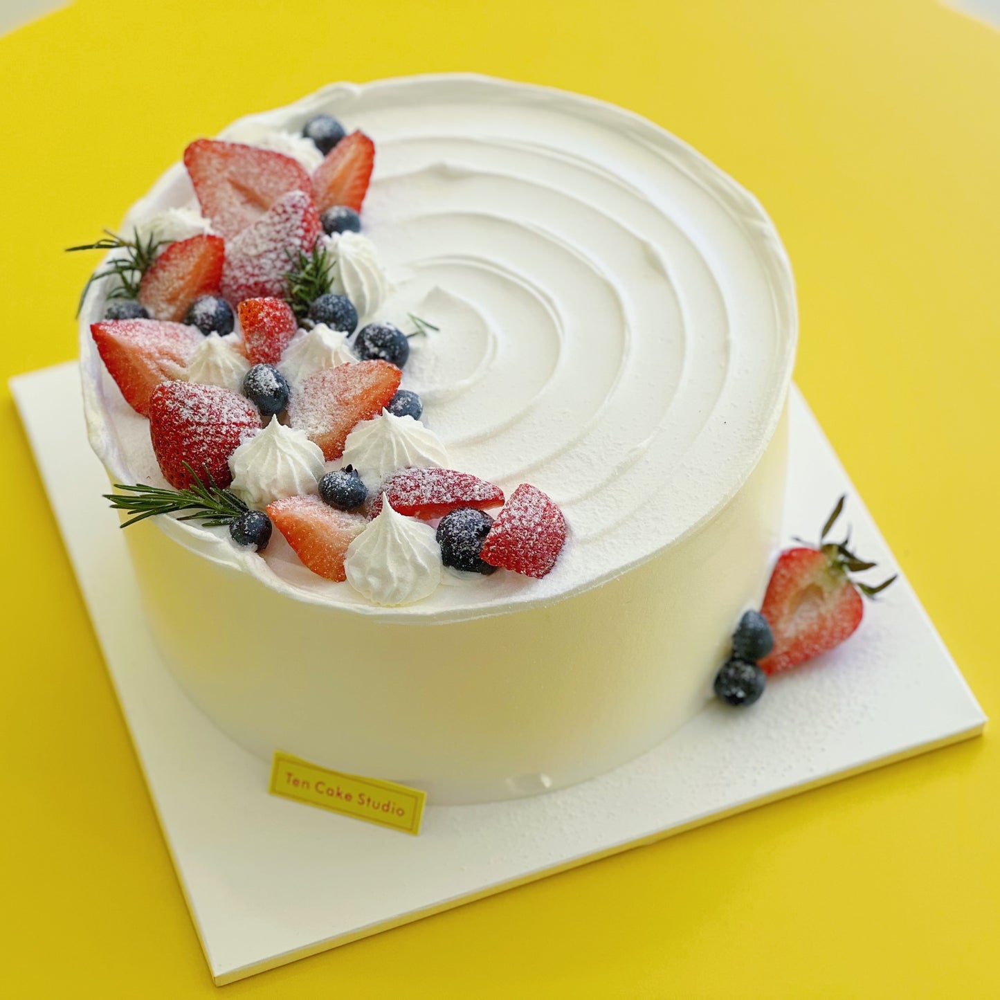 Strawberry Fresh Cream Cake