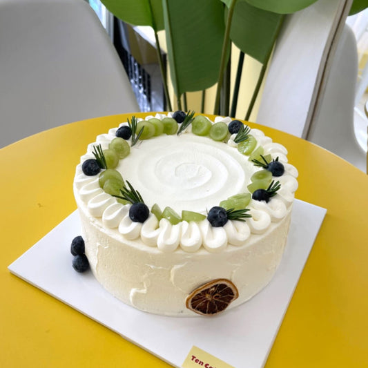 Grape Fresh Cream Cake