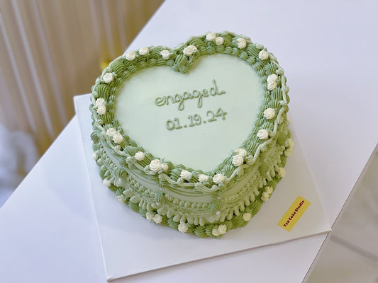 Verdant Elegance Heat Cake