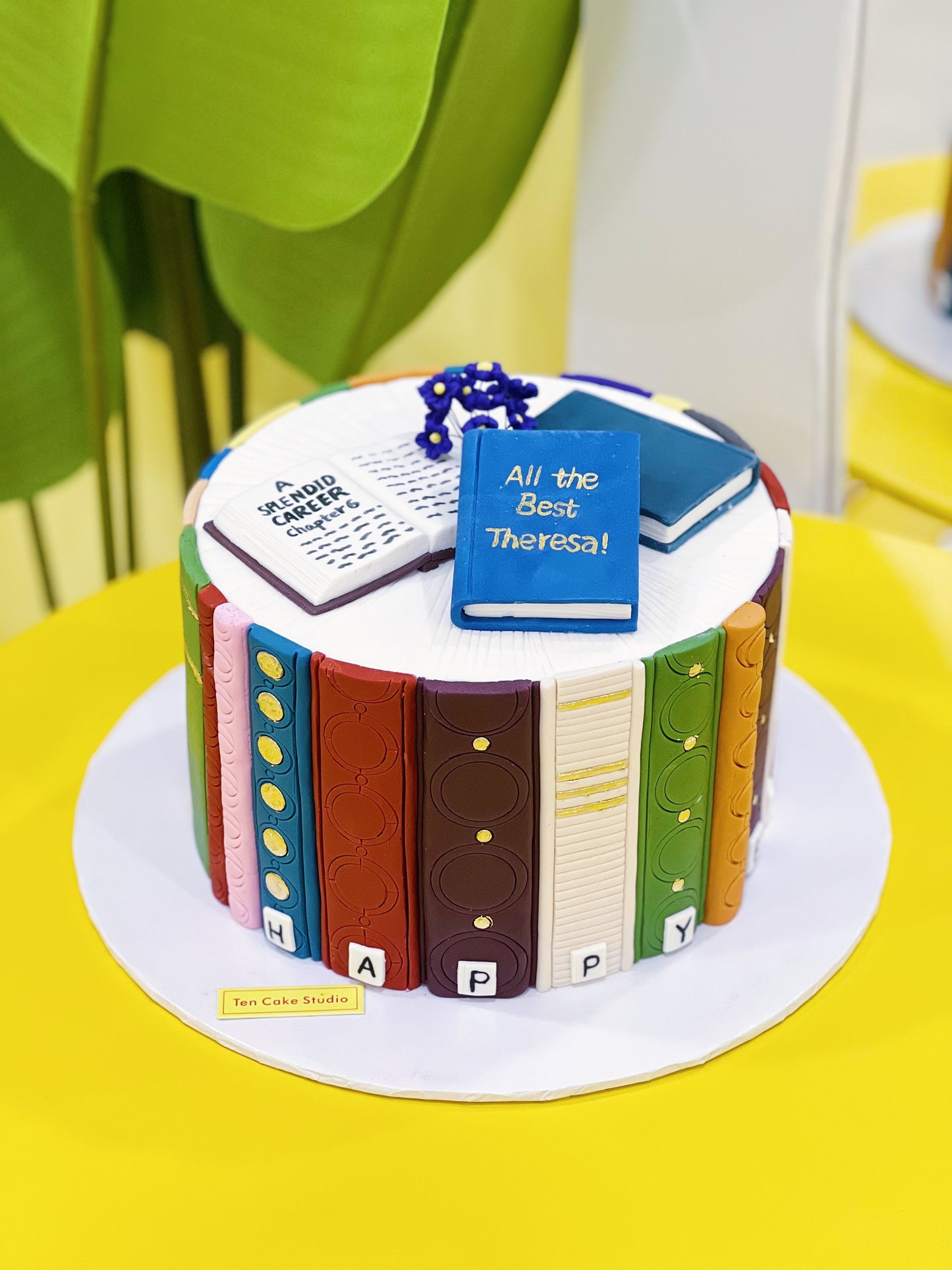 Book Cake