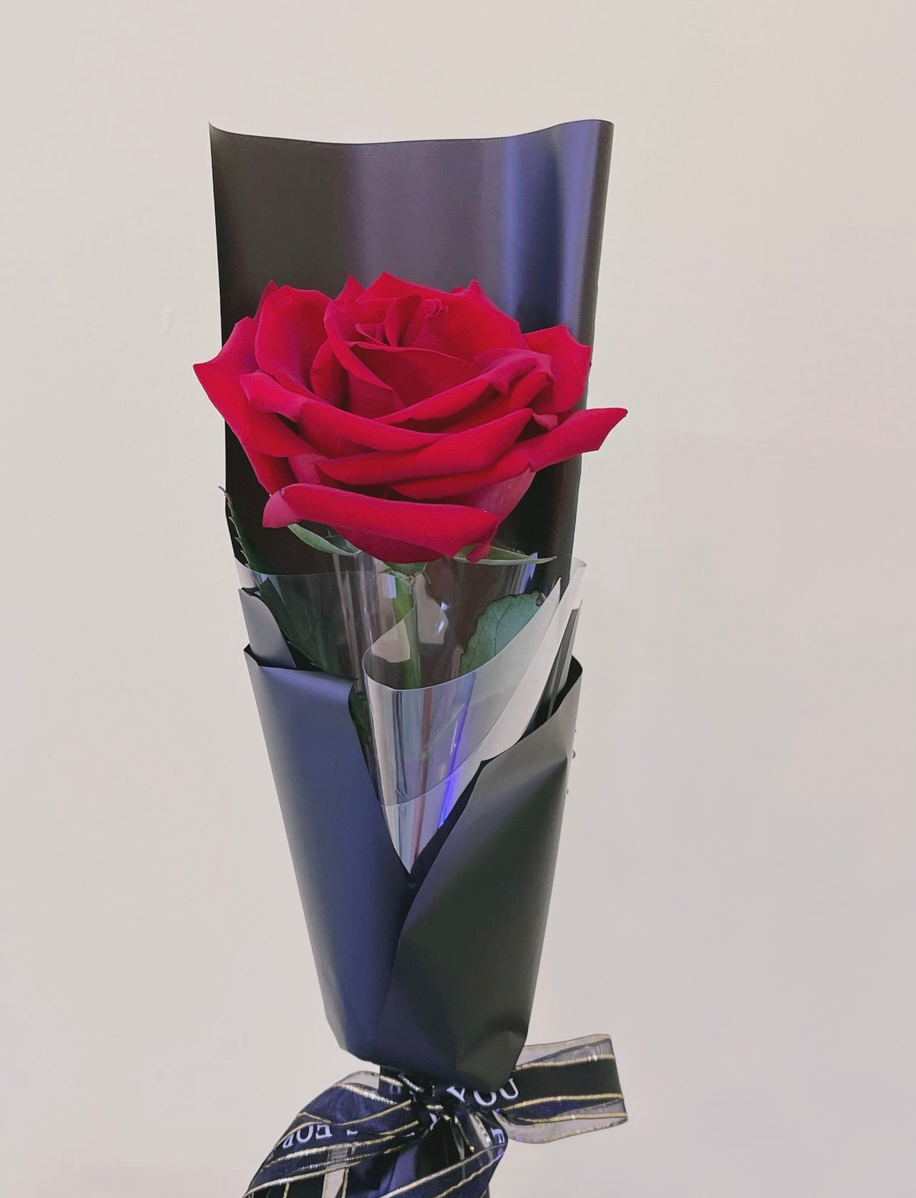 Single Rose Flower (Black wrap)